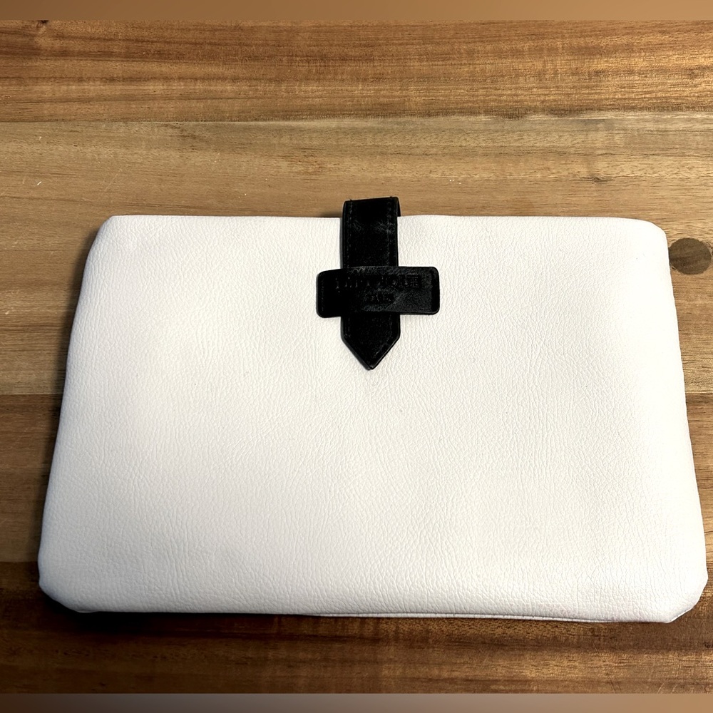 Diptyque clutch